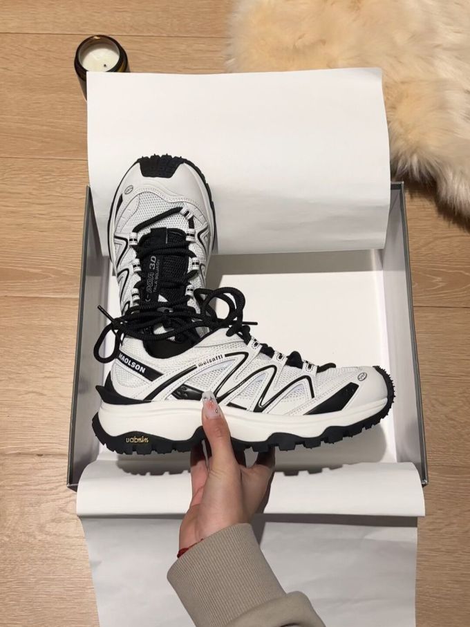 高帮 系带