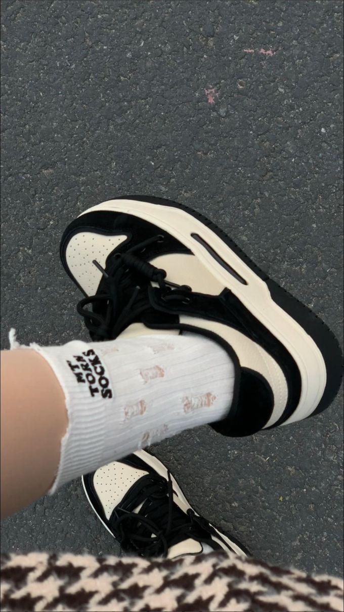 低帮 系带 魔术贴 皮革