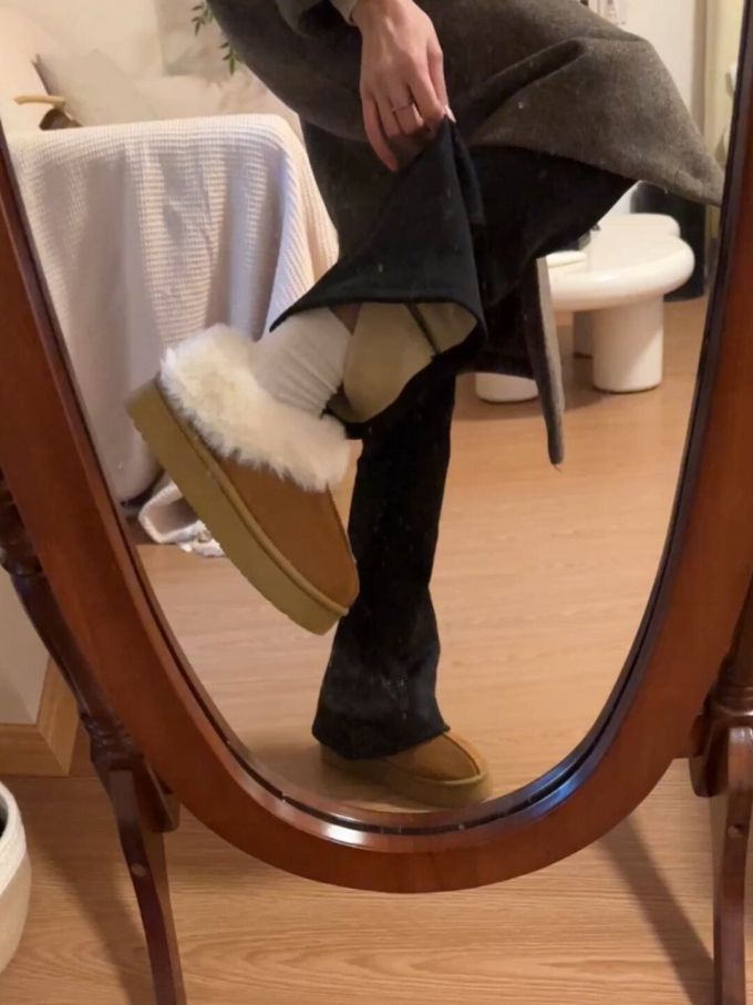 皮革 