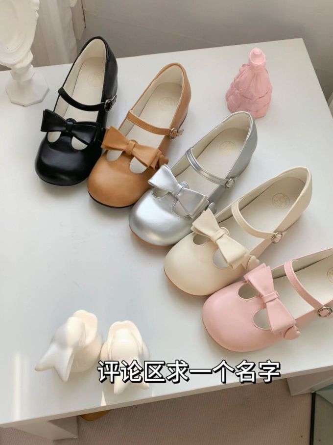 圆头 袢扣 浅口鞋 塑料