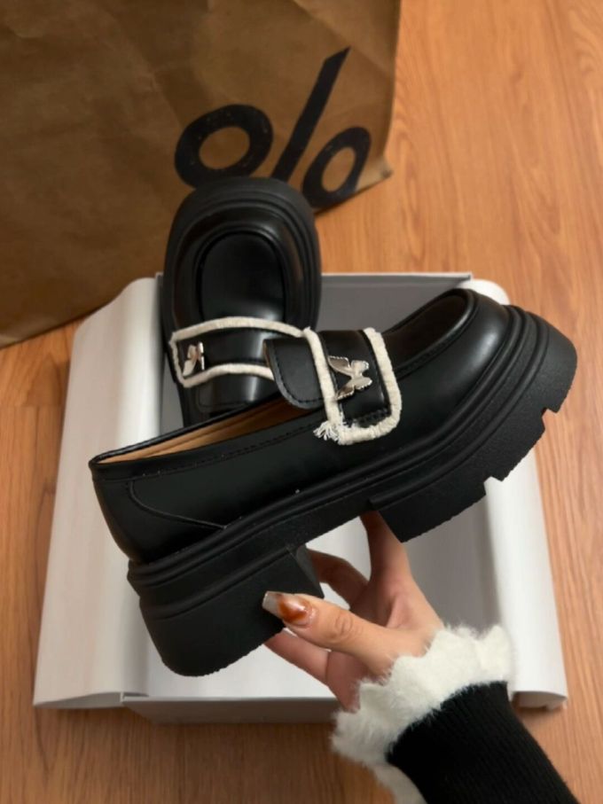厚底 圆头 低帮 袢扣 深口鞋 皮革 