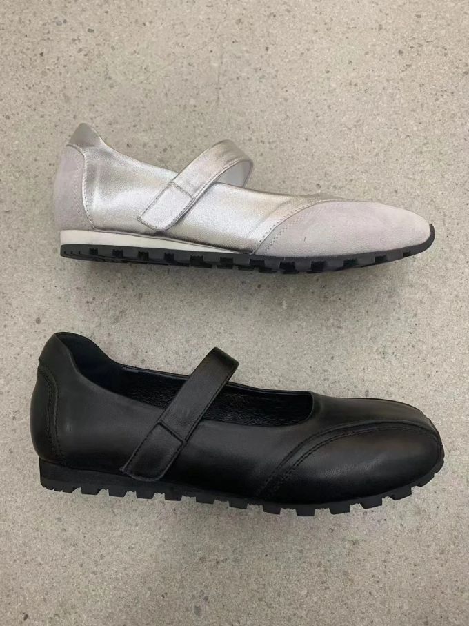 异形头-分趾 中口鞋 皮革 