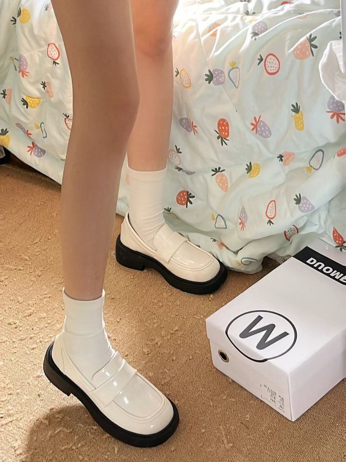 圆头 低帮 中口鞋 皮革