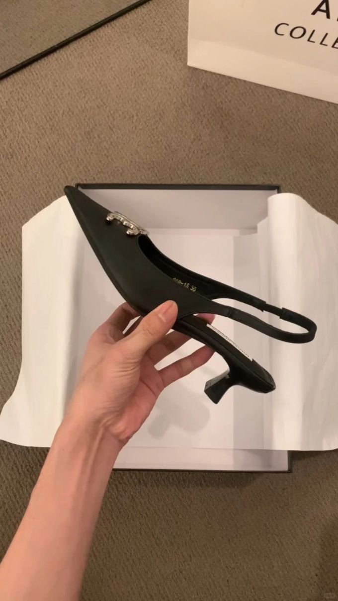 无帮 袢扣 皮革 