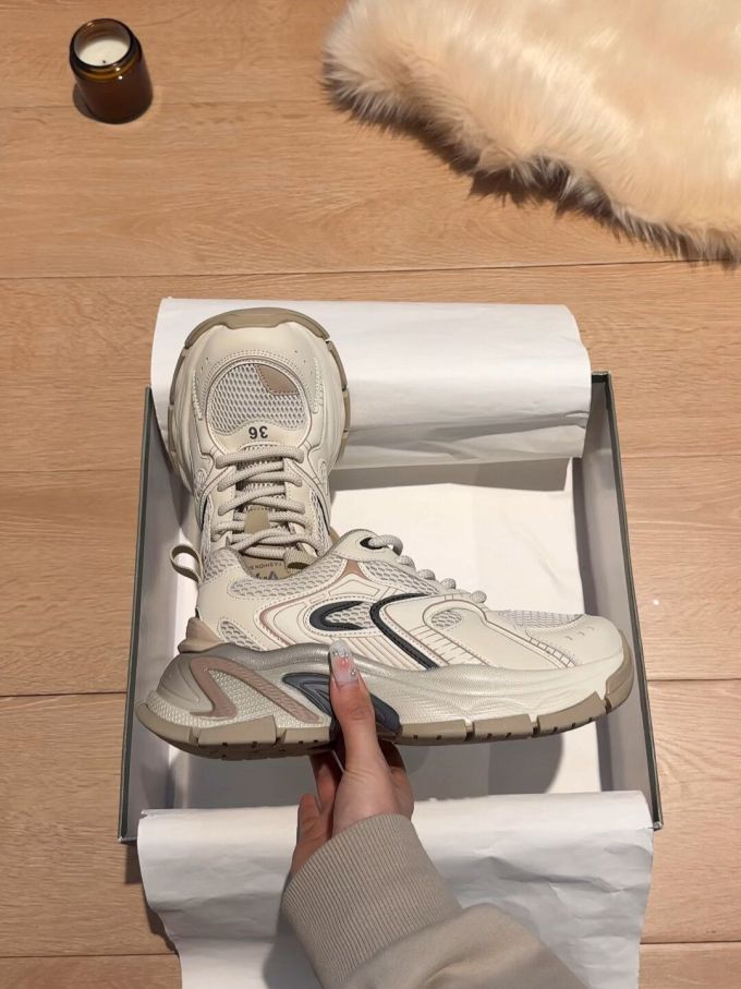 高帮 系带