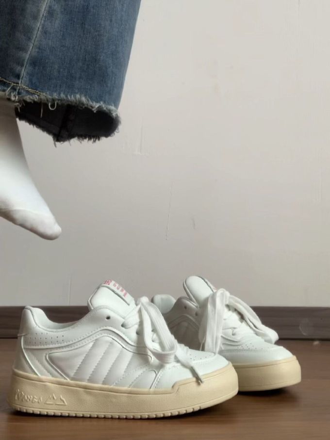 低帮 系带 魔术贴 皮革