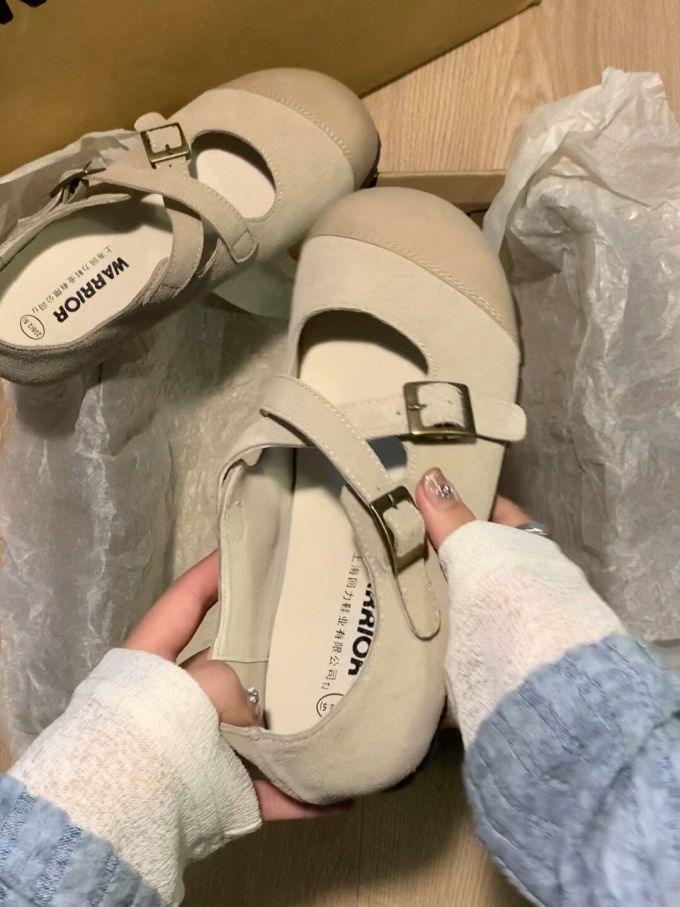 圆头 袢扣 中口鞋 皮革