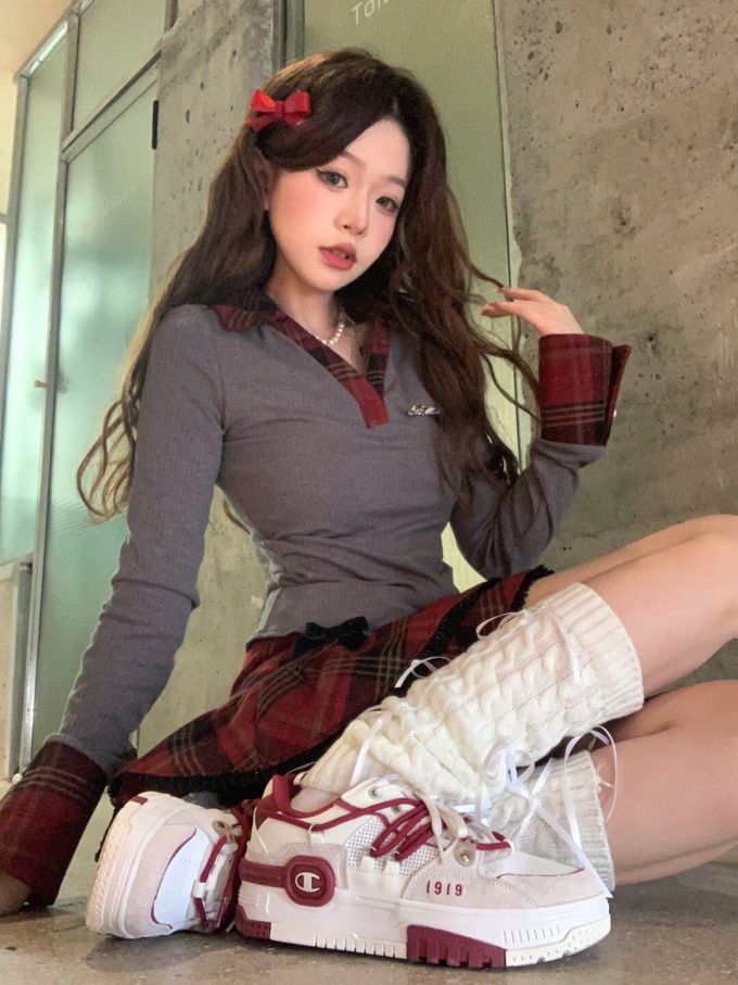 针织面料 撞色/渐变 拼接 杨李色 安道尔红 巧克力酱色 基础扣饰