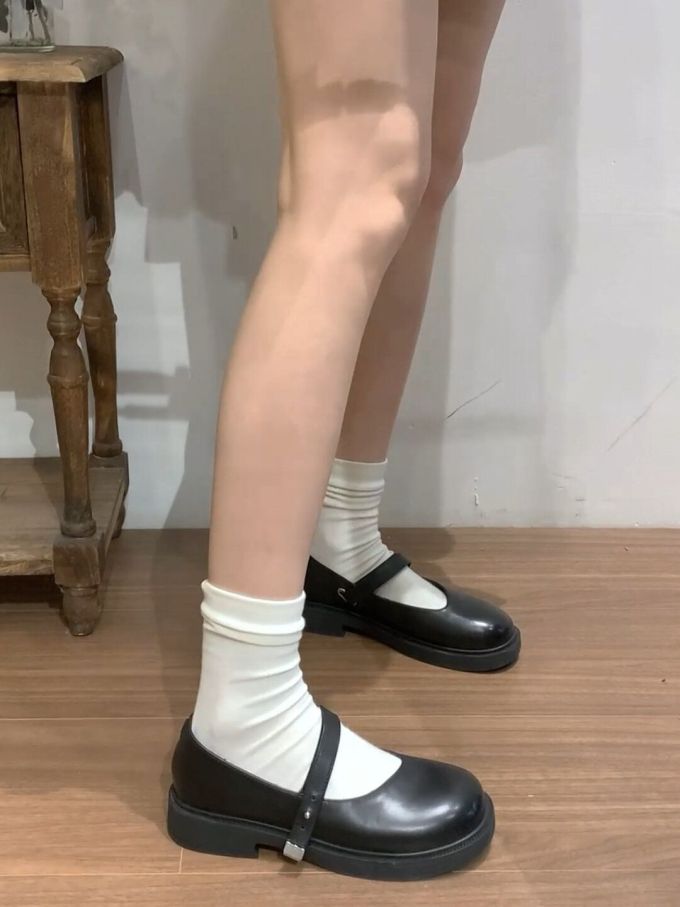 圆头 中口鞋 皮革