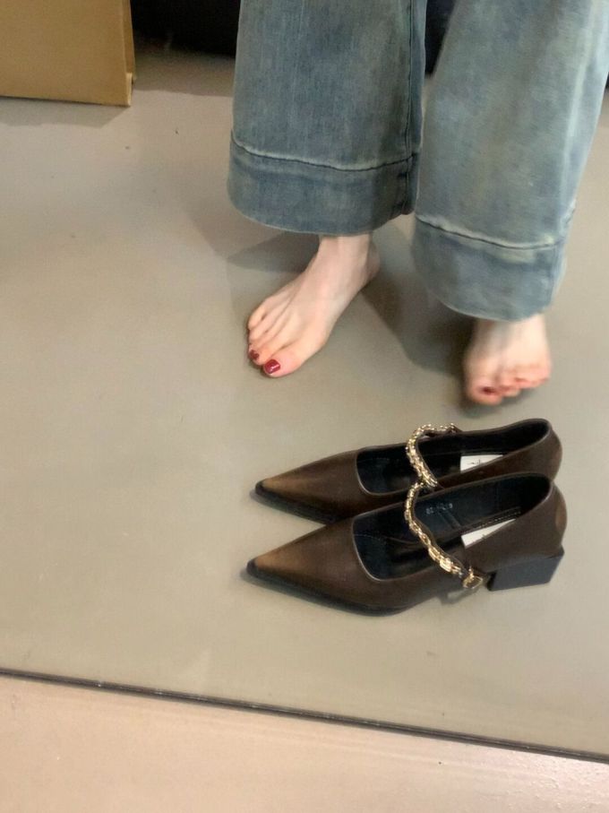 尖头 浅口鞋 皮革
