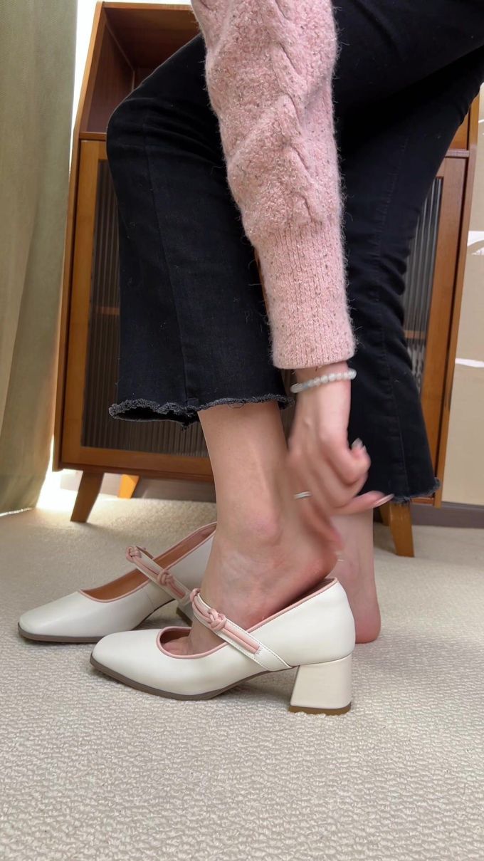 浅口鞋 皮革