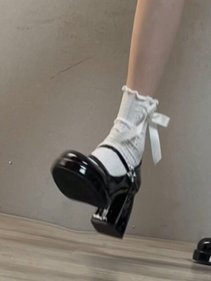 中口鞋 皮革