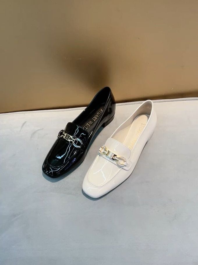 方头 低帮 一脚蹬 中口鞋 皮革