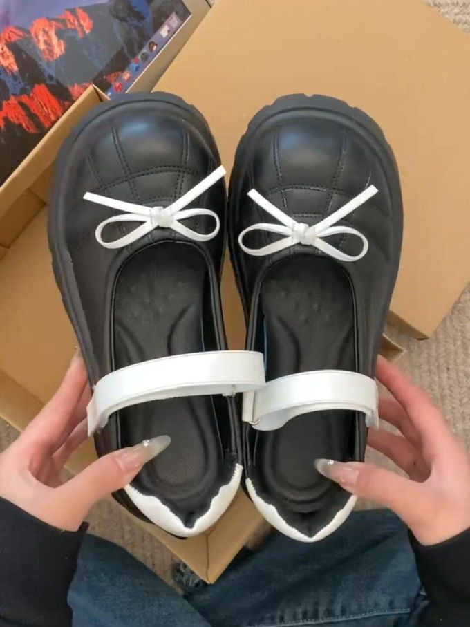 圆头 中口鞋 皮革