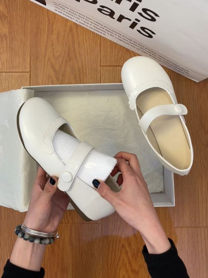 圆头 中口鞋 皮革 