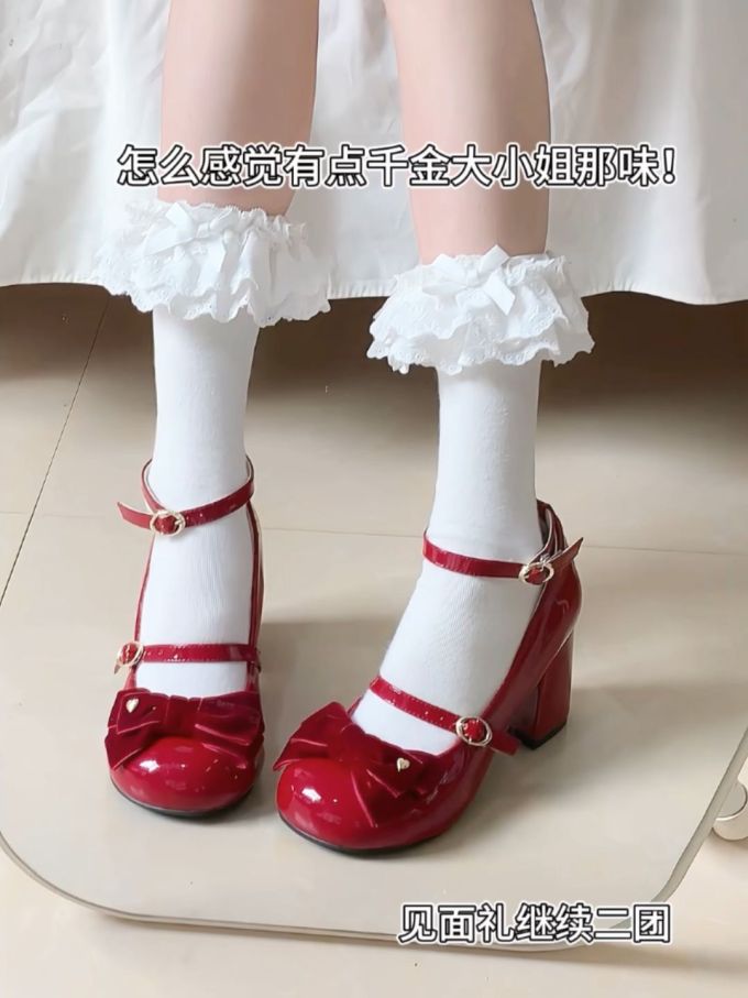 圆头 袢扣 浅口鞋 皮革 
