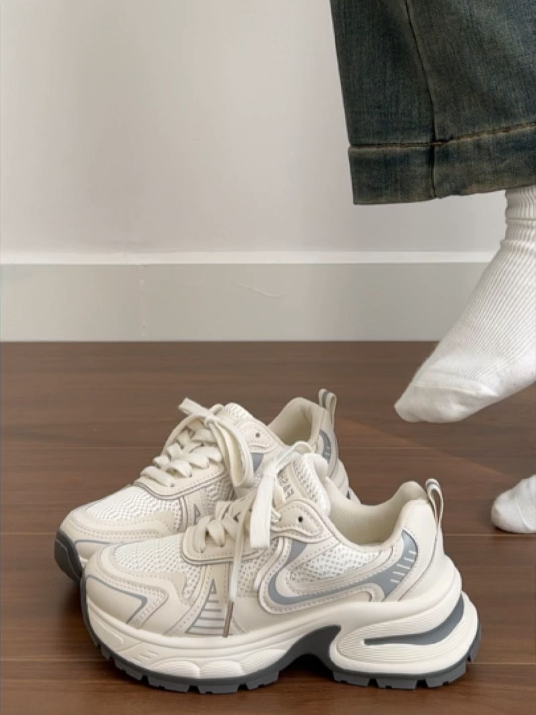 低帮 系带  - VALI鞋履AI设计主图