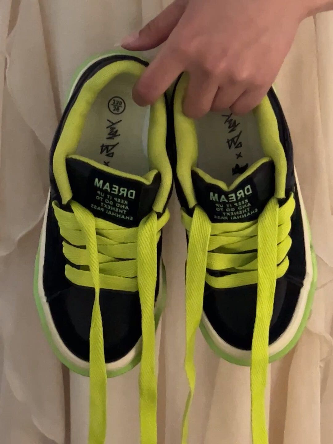 系带  - VALI鞋履AI设计主图