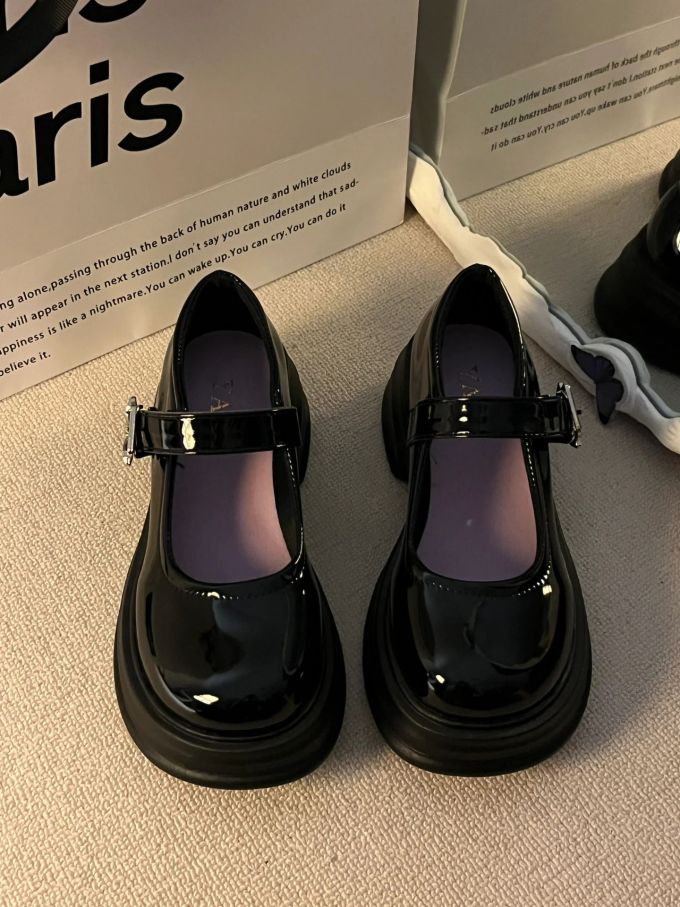 圆头 袢扣 中口鞋 皮革 
