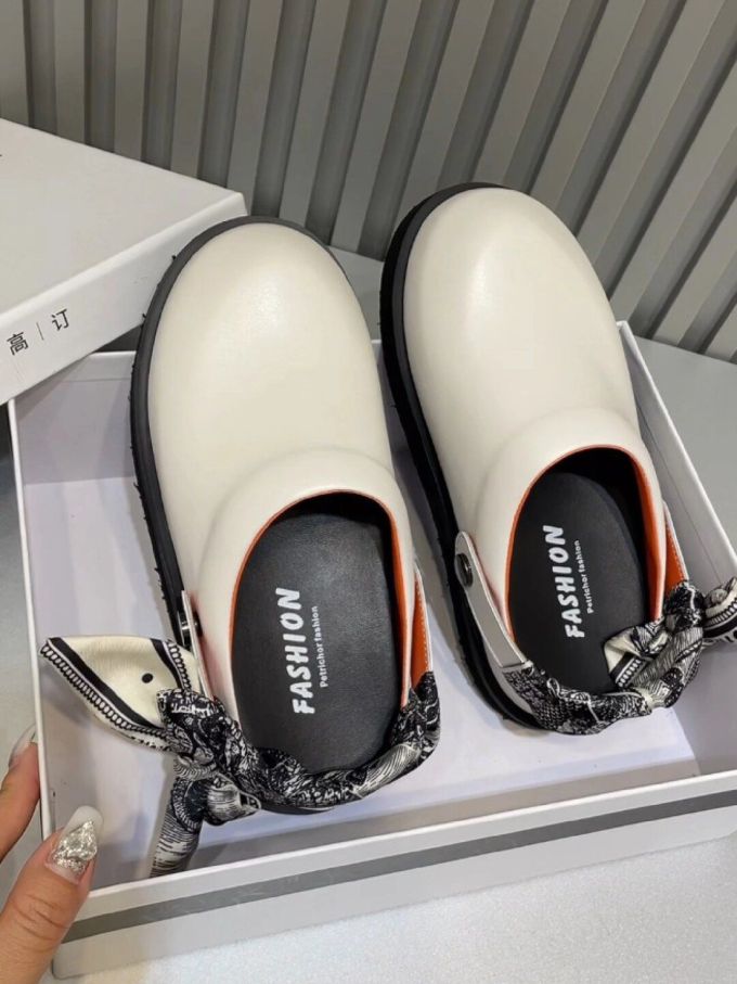 圆头 中口鞋 皮革