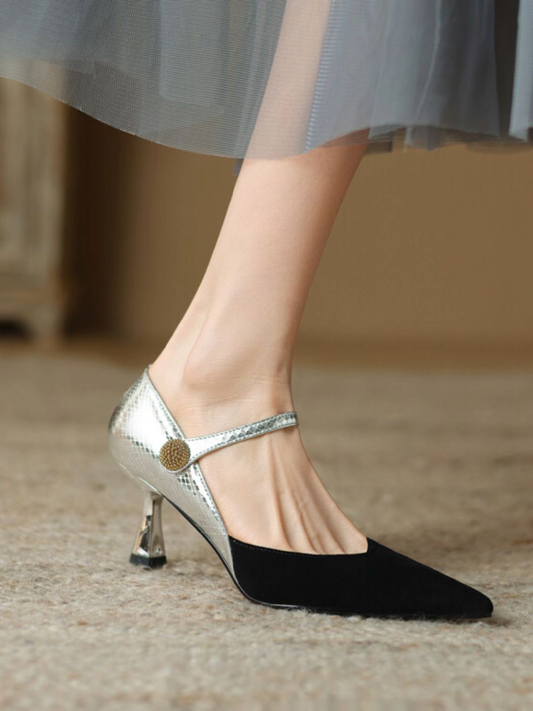 尖头 袢扣 浅口鞋 皮革  - VALI鞋履AI设计主图