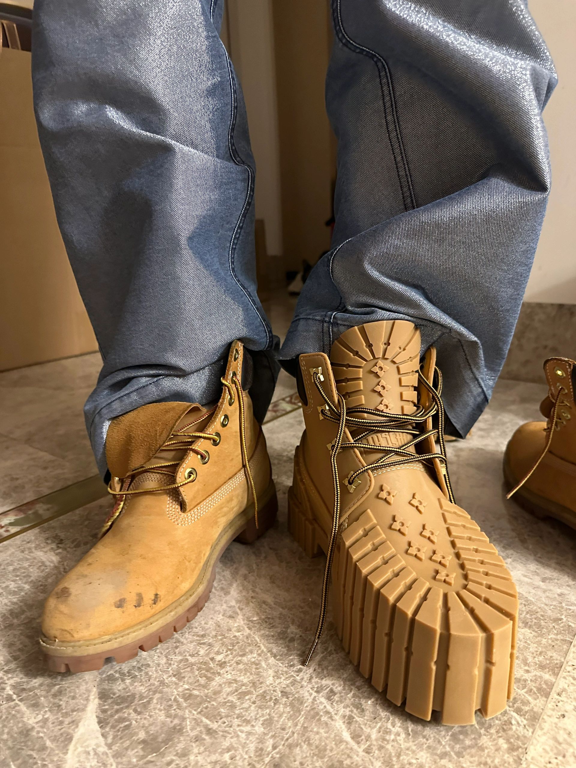  - VALI鞋履AI设计主图