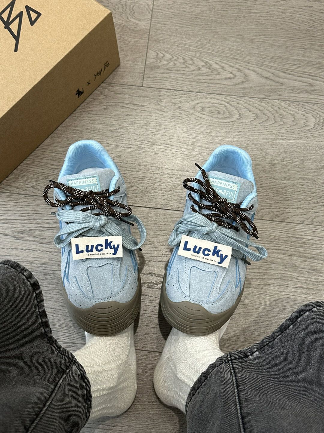 低帮 系带 布面  - VALI鞋履AI设计主图