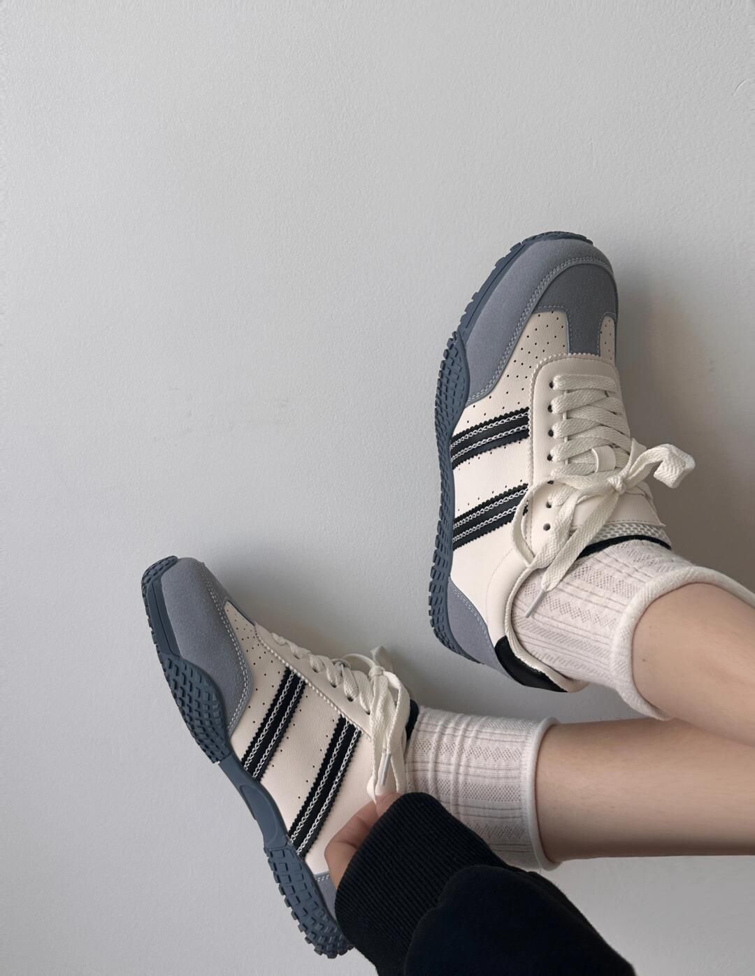 低帮 系带 皮革  - VALI鞋履AI设计主图