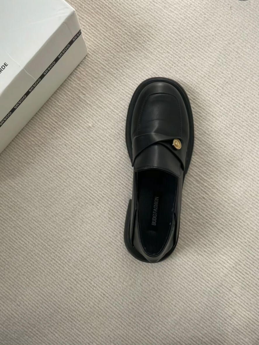 圆头 一脚蹬 深口鞋 皮革  - VALI鞋履AI设计主图