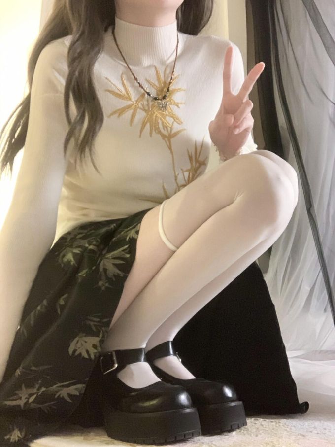 毛纺 立领 植物/花卉 细针 烟灰色