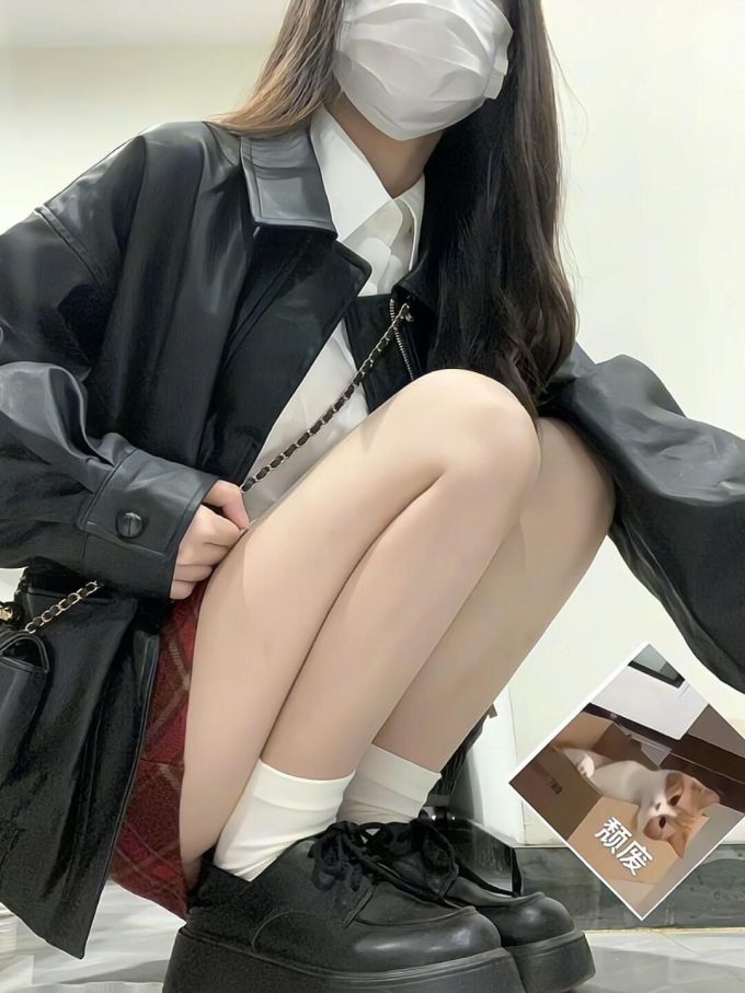 皮革面料 H型 基础袖 轿车黑 基础扣饰 ABG辣妹 辣妹