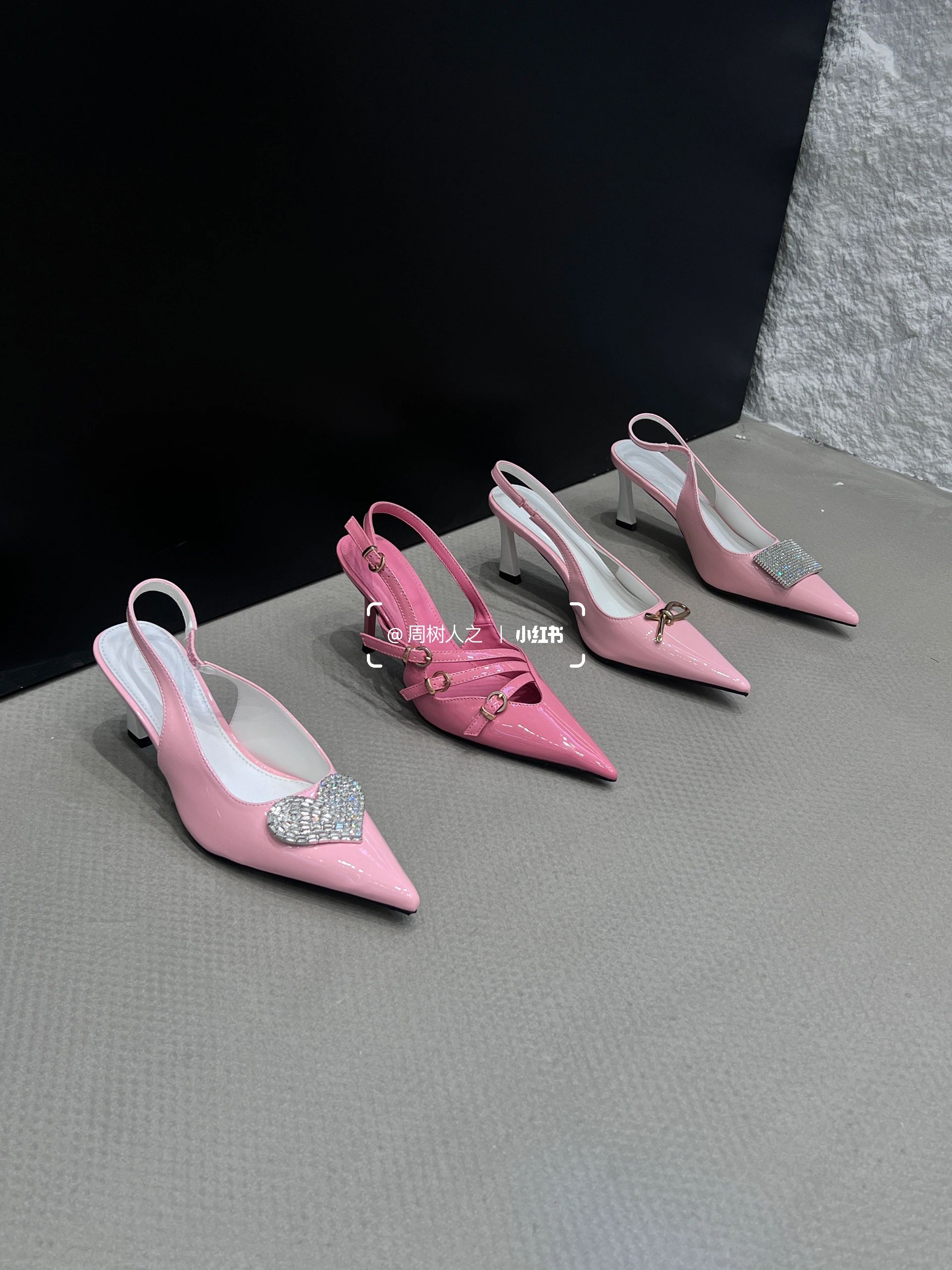 尖头 无帮 塑料  - VALI鞋履AI设计主图