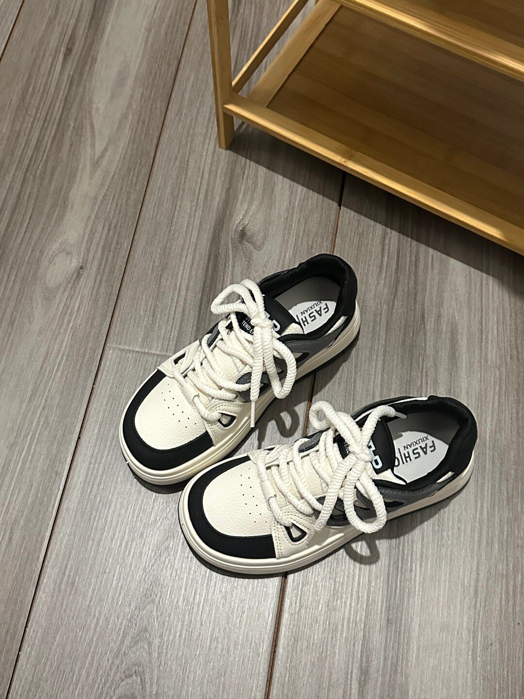 系带 布面  - VALI鞋履AI设计主图