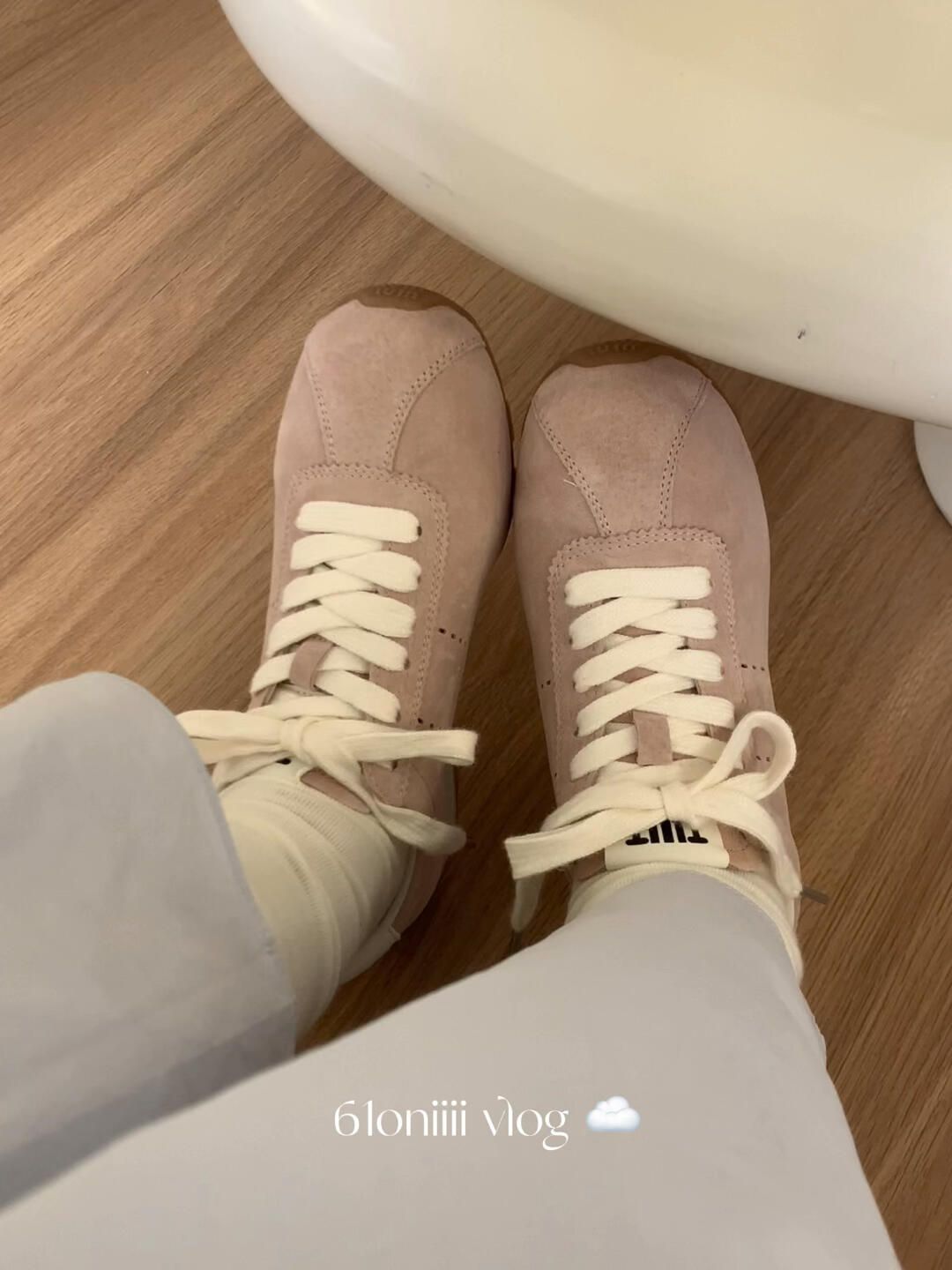 松紧带 系带 皮革  - VALI鞋履AI设计主图