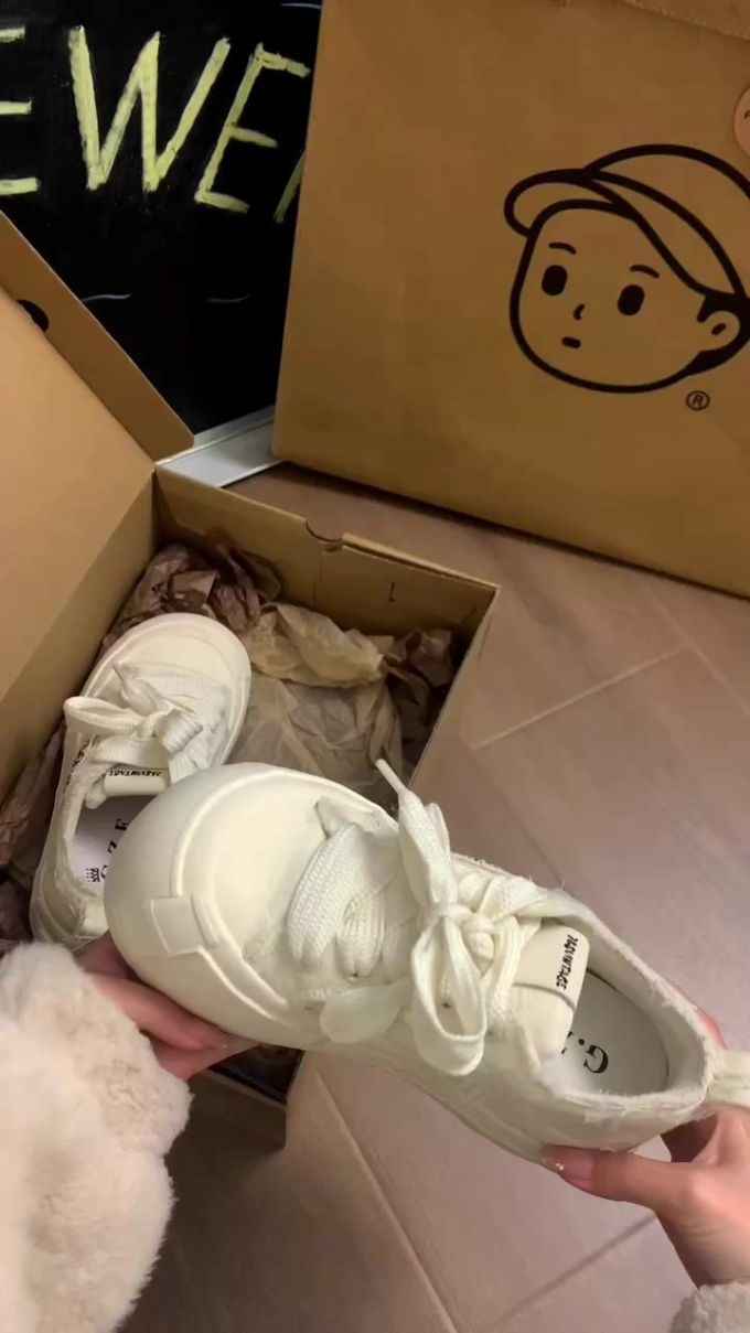 系带 皮革