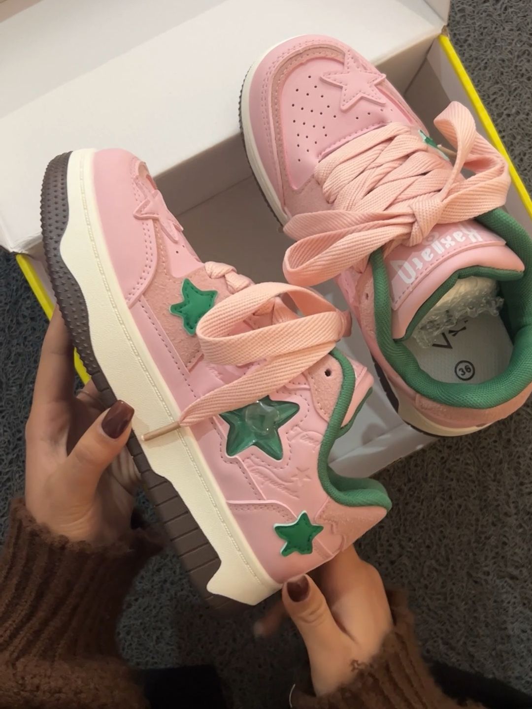 低帮 系带 魔术贴 皮革  - VALI鞋履AI设计主图