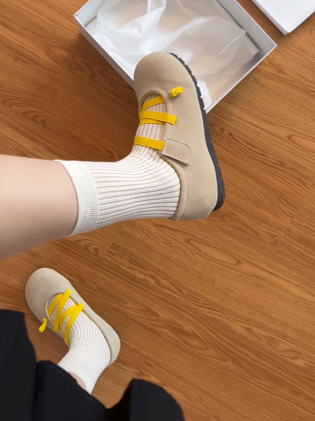 平底 圆头 中口鞋 皮革  - VALI鞋履AI设计主图