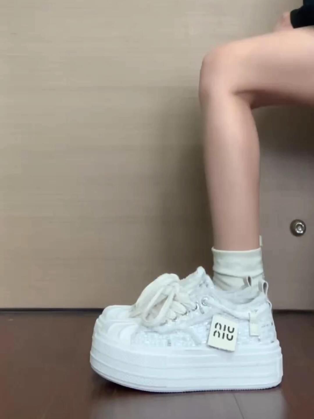 低帮 系带  - VALI鞋履AI设计主图