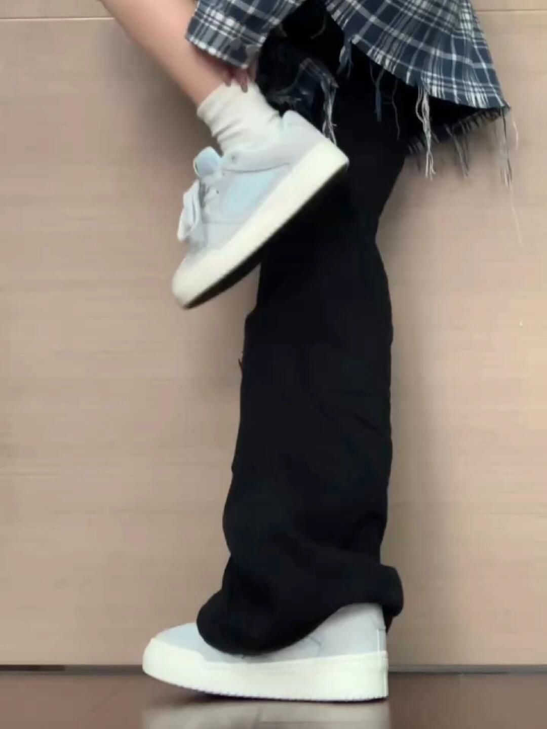 中帮  - VALI鞋履AI设计主图