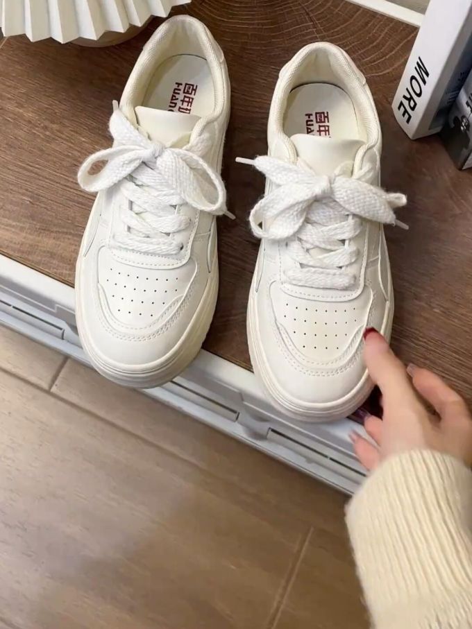 系带 皮革