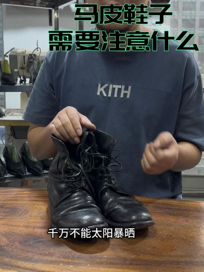 针织面料 H型 圆形领 基础袖 文字图案 印花 深蓝黑色 