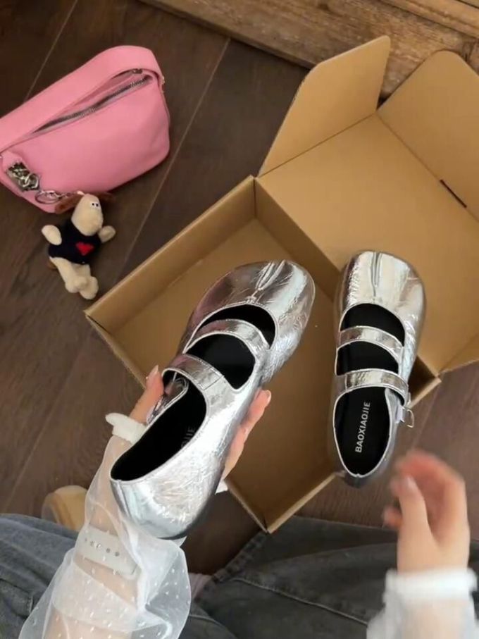 中口鞋 皮革 