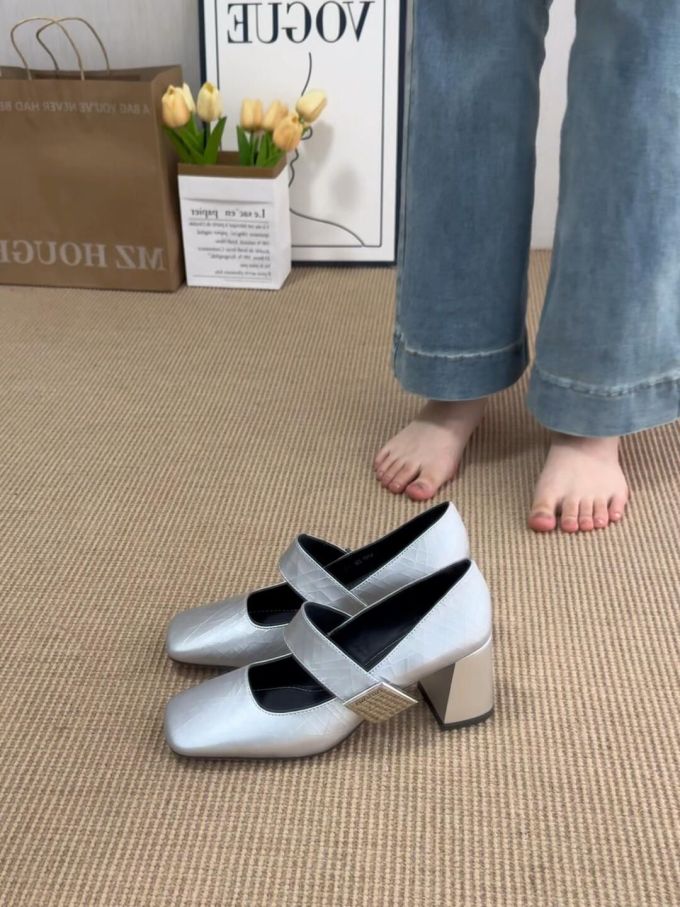 方头 松紧带 浅口鞋 皮革