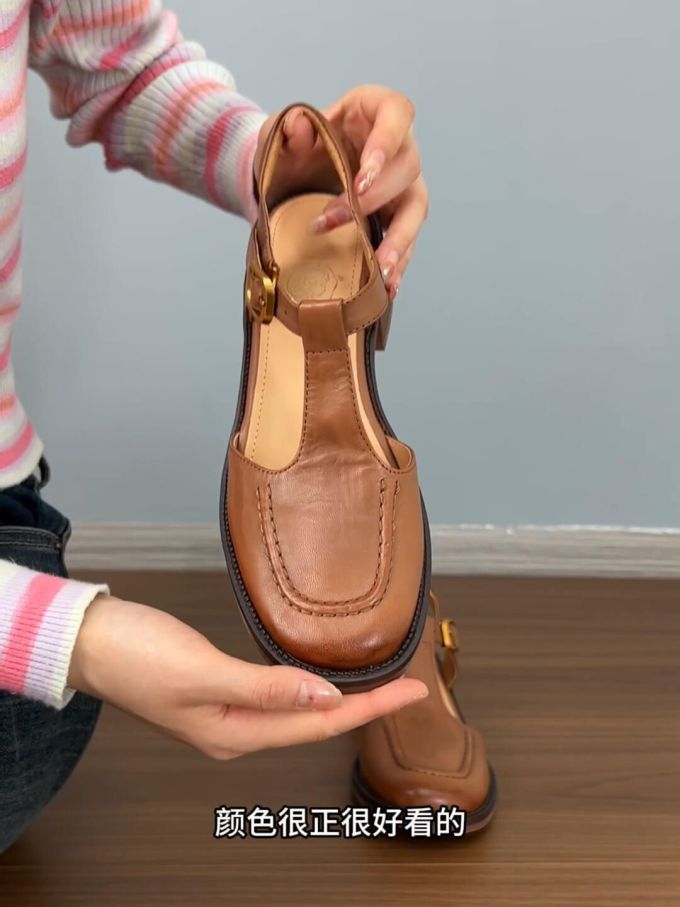 圆头 低帮 中口鞋 皮革 
