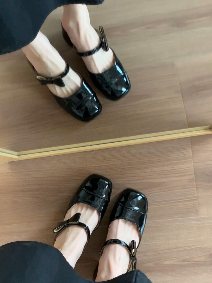 方头 袢扣 中口鞋 皮革