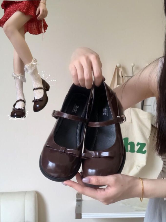 圆头 袢扣 中口鞋 皮革