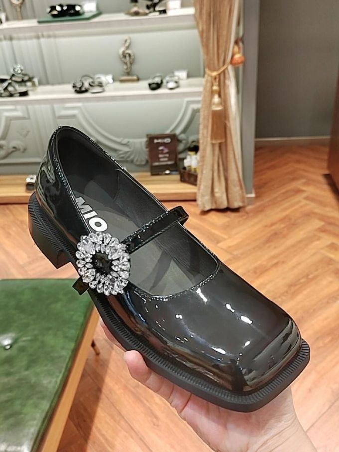方头 中口鞋 皮革