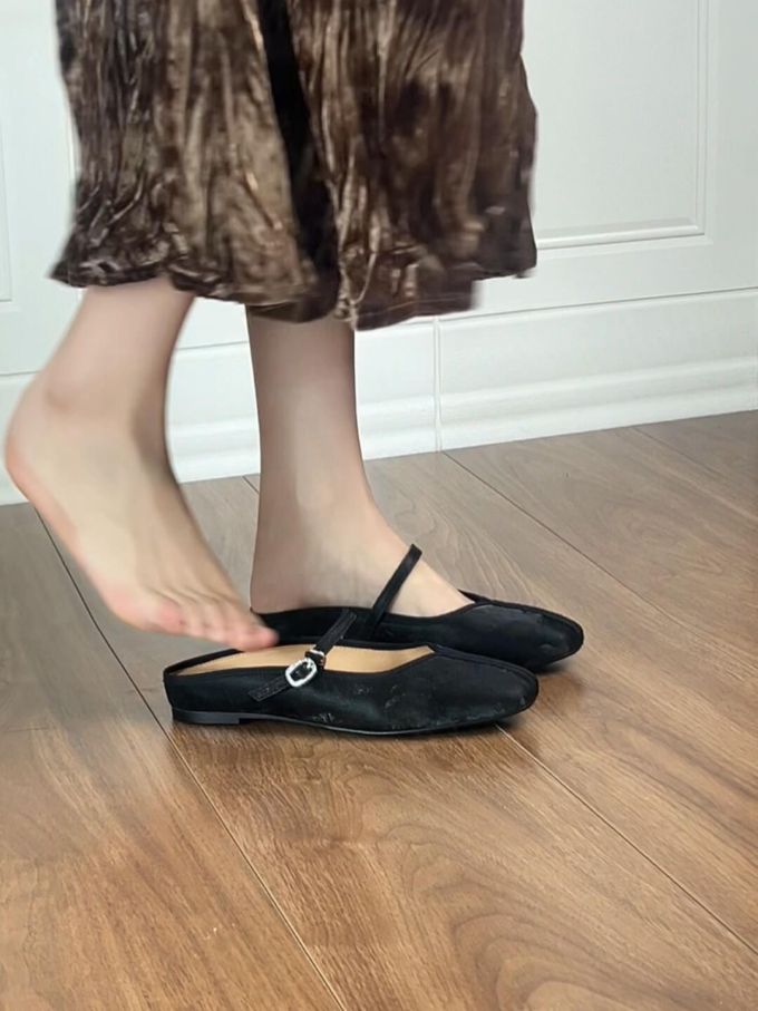 中口鞋 皮革