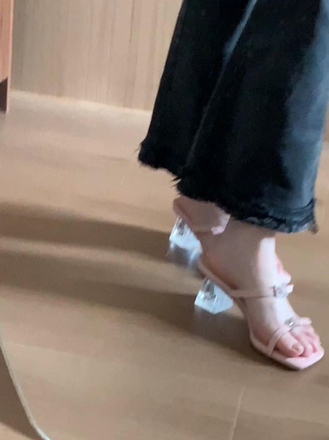 高跟 粗跟 无帮 袢扣 