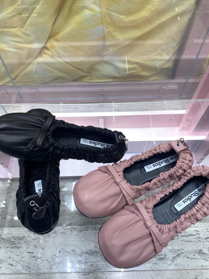 圆头 中口鞋 皮革 
